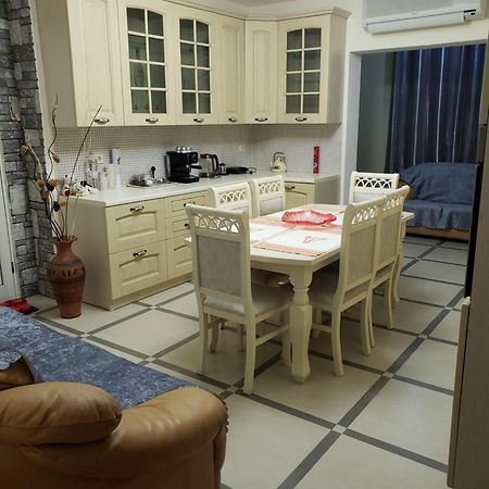 Karl Thopia Apartments Дуррес Екстер'єр фото